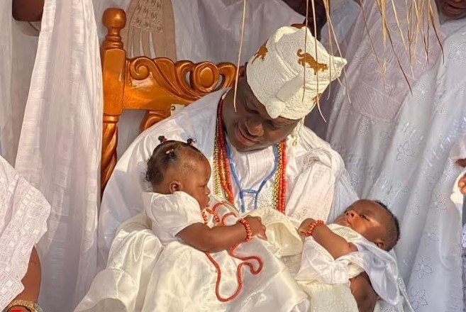 Five months after birth, Ooni’s twins join royal household