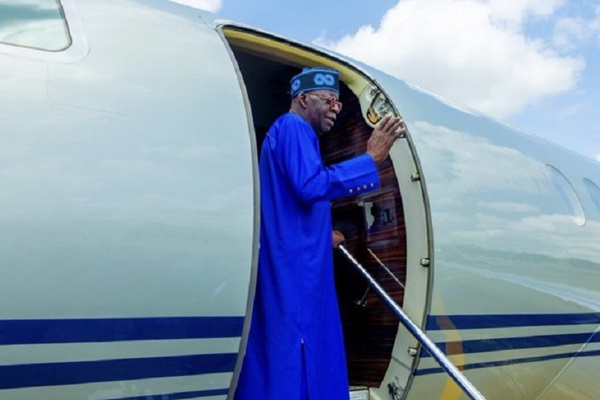 Tinubu flies to France in new presidential aircraft