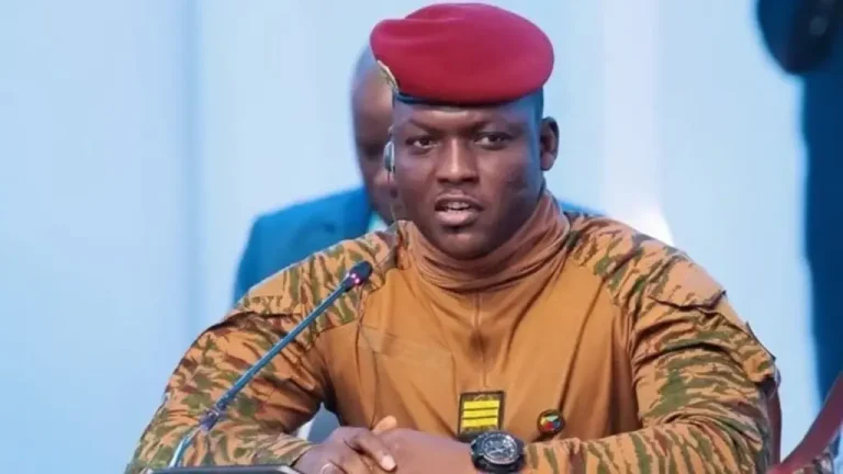 Burkina Faso releases 11 Nigerian military officers, aircraft