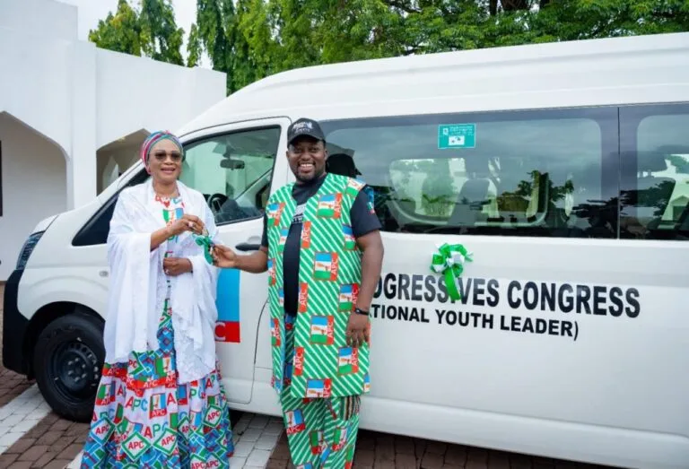 Why I don’t beg for favours – Remi Tinubu