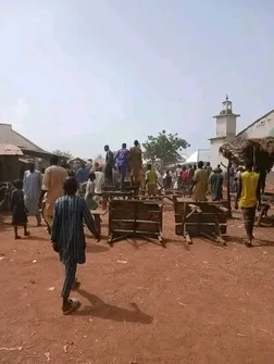 2027: Angry Zamfara youths boo, attack deputy gov’s convoy during condolence visit